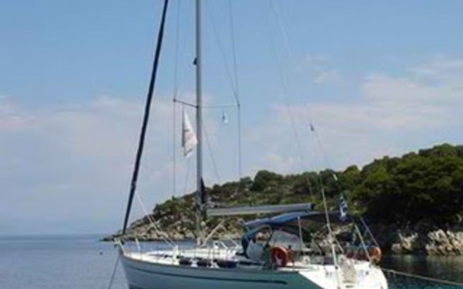 Πάνω από 700 κιλά κάνναβης στο ιστιοφόρο που «τσάκωσαν» οι λιμενικοί στη Νίσυρο (βίντεο)